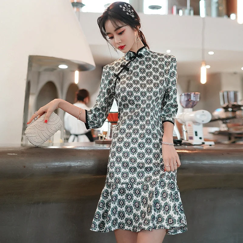 Plus Size Retro Repeat Print Cheongsam Dress Plus Size Off-shoulder