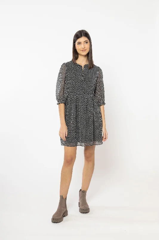 Becoming Dress Mono Geo Casual unclassified dresses