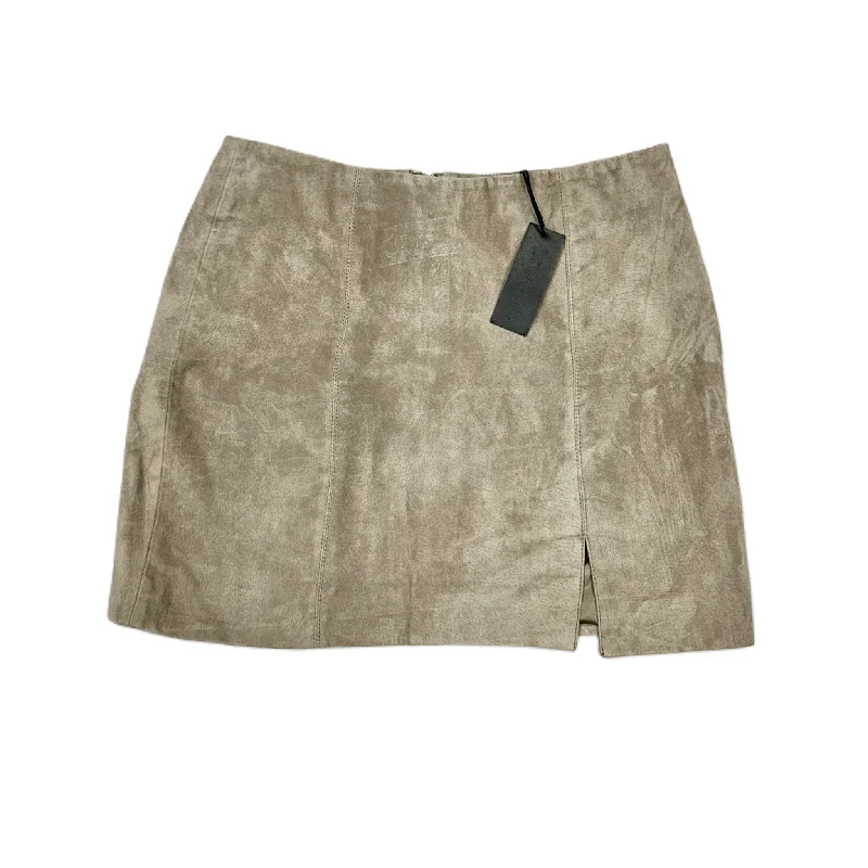 Skirt Mini & Short By Blanknyc In Taupe, Size: 4 Button-down Mini Skirt