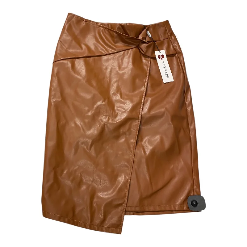 Skirt Mini & Short By Cmc In Brown, Size: M High-Waisted Skater Skirt